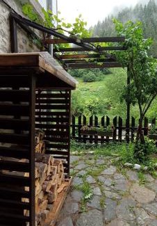 Smolyan House | Yakusha - Якуша, къща за гости