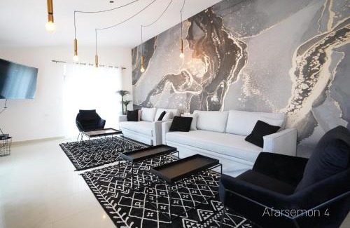 Eilat Apartment | YalaRent Afarsemon Apartments with pool - For Families & Couples