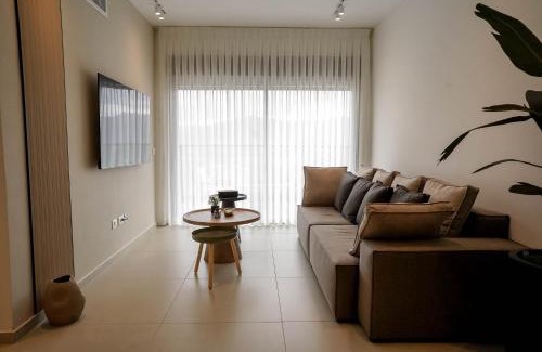 Eilat Apartment | YalaRent new stylish apartment 3BR with balcony