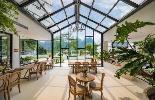Yangshuo Hotel | Yangshuo OrangeWhite Resort-Close to Yulong River