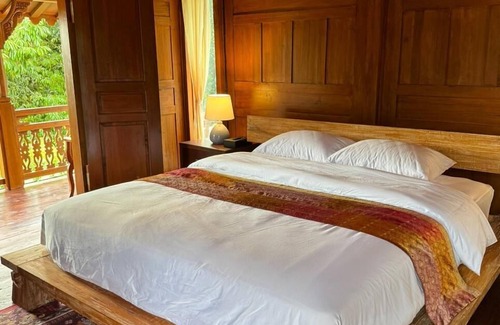 Tua House | Yas Rumah Kita