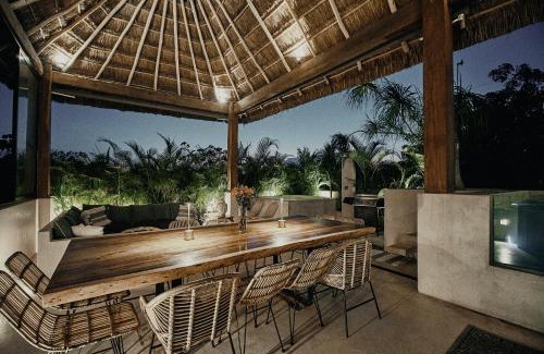 La Veleta Villa | YAX'NA House Luxury 240m2 - 12 persons - 6 rooms - 2 swimming Pool - 3 Jacuzzis