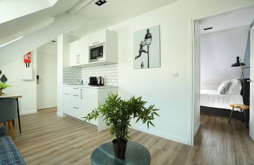 Grenelle Apartment | YAYS Paris Zola by Numa