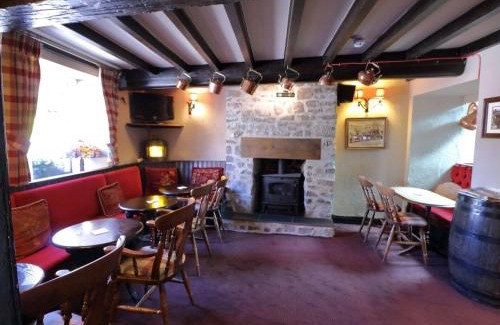 Castleton Hotel | Ye Olde Cheshire Cheese Inn