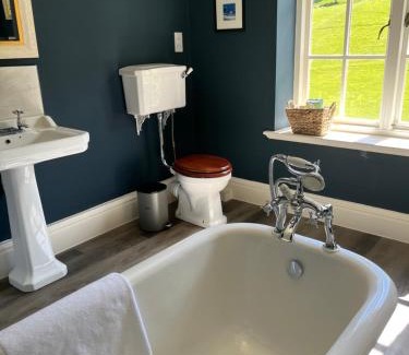 Earle House | Yearle House