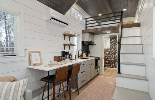 Laurelville House | Yeats @ Notestone Reserve Tiny Home fire pit + hot tub