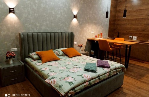 Uralsk Apartment | Yellow Apartment