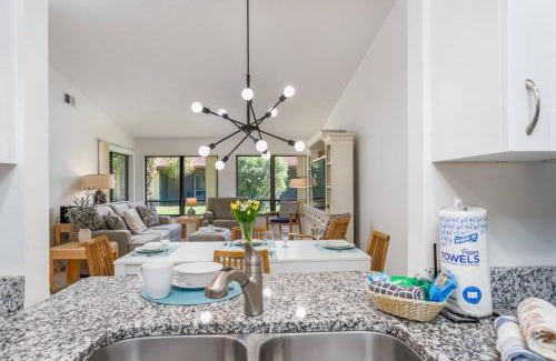 Sarasota House | Yellow Pine Villa