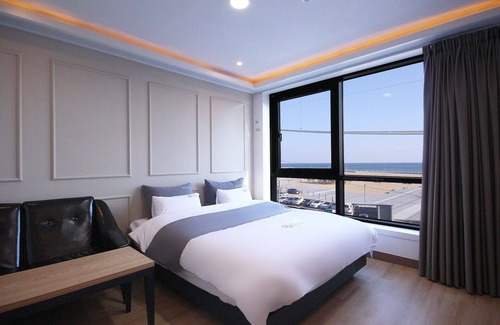 Yeongdeok Hotel | Yeongdeok Ganggu Port Stay