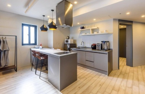 Yeongdeok House | Yeongdeok Private Us 7 Pension