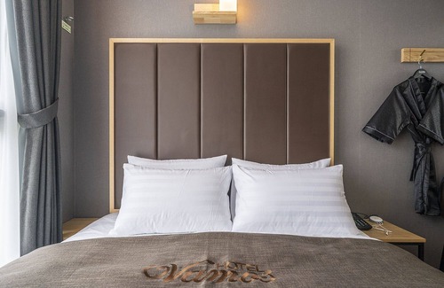 Yeongdeungpo-gu Hotel | Yeongdeungpo Bamos Hotel