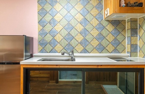 Suwon House | Yeongheungdo Blue Story Pension