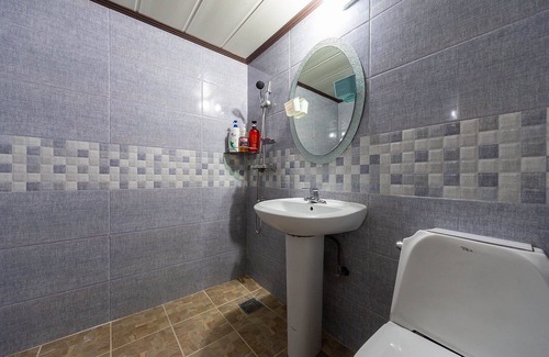 Yeongju Hotel | Yeongju E