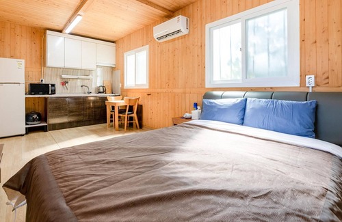Songgo House | Yeosu Geumo Island Joy Pension