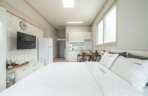 Musilmok House | Yeosu Sand Al Pension