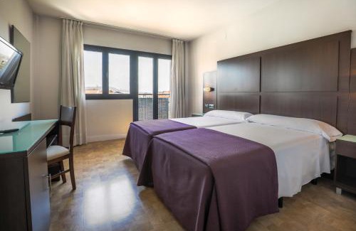 Peligros Hotel | YIT Conquista de Granada