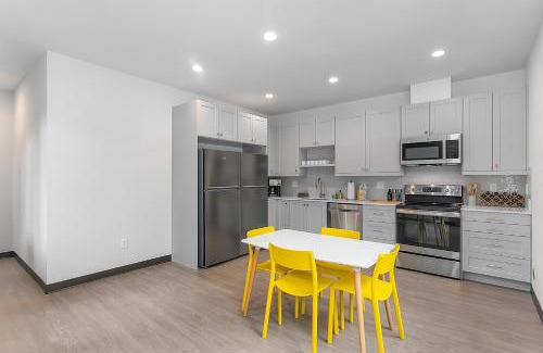 North Queen Anne House | Yoda's Swamp Suite