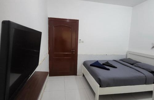 Madinat Zayed Hotel | YOLO Villa Studio Apartments