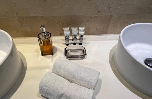 Marbella Apartment | Yoo Suite Chic 1-bedroom Panama City