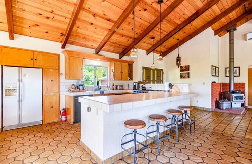 Oakhurst Villa | Yosemite 10-Acre Forest Villa with EV, Hot Tub, Game Room