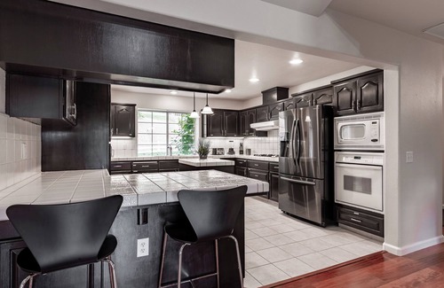 Oakhurst Villa | Yosemite & Bass Lake Sunset Villa w/View with Hot tub, Pool table, BBQ, Golfn