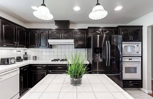 Oakhurst Villa | Yosemite & Bass Lake Sunset Villa w/View with Hot tub, Pool table, BBQ, Golfn