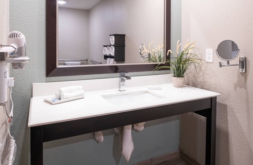 Groveland Hotel | Yosemite Westgate Lodge