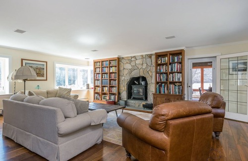 Cornwall Bridge House | You do not have to leave this informal and homely connection