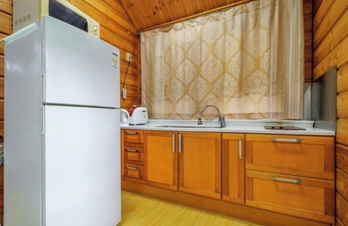 Suju House | Youngwol Your Castle Bed and Breakfast