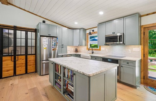 Timberline House | Your base camp for mountain adventures!