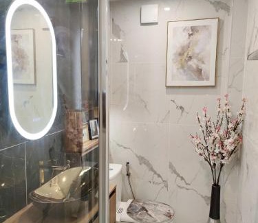 Le Kremlin-Bicetre Apartment | Your cozy cove by Paris