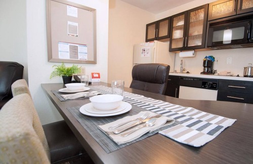 Anaheim Resort Resort | Your Home Away From Home! 4 Pet-friendly Units, Kitchenette, Pets Allowed