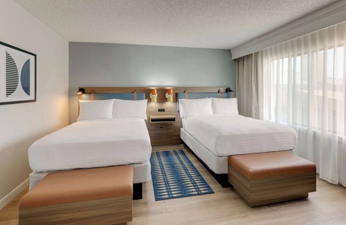 Mayo Clinic Hotel | Your Home Away From Home! Short Drive to OdySea Aquarium, Pets are Allowed