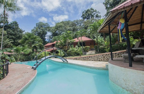 Ballena Hotel | YOUR OWN PRIVATE JUNGLE OASIS