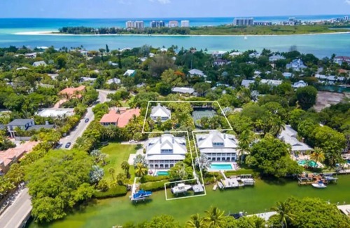 Bay Isle House | Your Personal Resort-7BR, Pool, Bocce Ball, Boating & so much more!