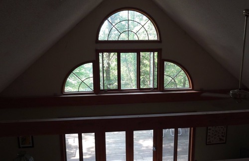 Chillicothe House | Your Sustainable and Secluded Dog-Friendly Home Away From Home.