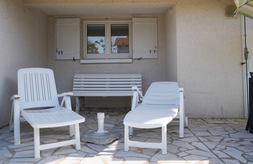 Saint-Georges-de-Didonne Apartment | Your vacation starts here! Beautiful apartment in house 300m from the beach