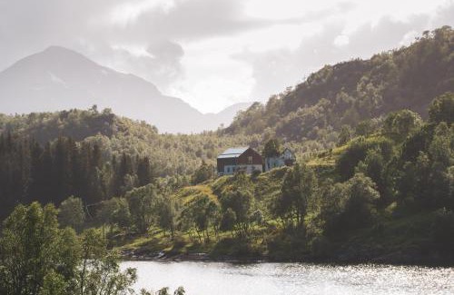 Digermulen Villa | Your very own peninsula - Villa Solheim Lofoten