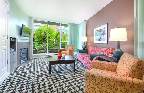 Inner Harbour Resort | You’re cozy as you look out over the moonlit bay !
