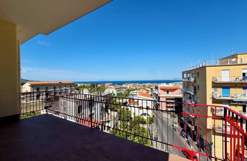 Meta Apartment | YourHome - Il Pino Rooms & Apartment