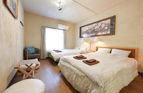 Yoyogi Apartment | Yoyogi House
