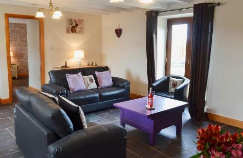 Holyhead House | Yr Hen Feudy