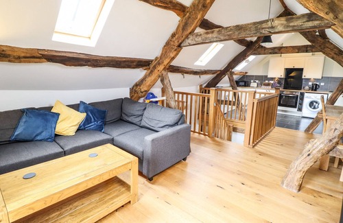 Dolgellau Cottage | YSGUBOR LAS, family friendly, character holiday cottage in Dolgellau
