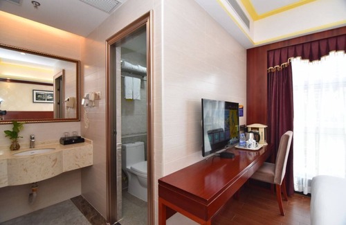 Central Business District Hotel | YUENANGUO HOTEL-Fumin Subway Station
