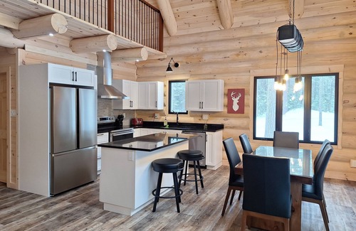 Mauricie Ski Chalet | ZÉNITH/with SPA, Summun De La Détente