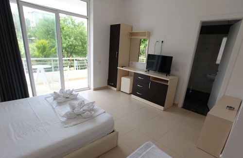 Himare Bed & Breakfast | Zahos Hotel