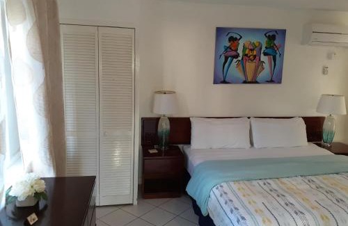 Ocho Rios Apartment | Zander's Paradise @Mystic (King)
