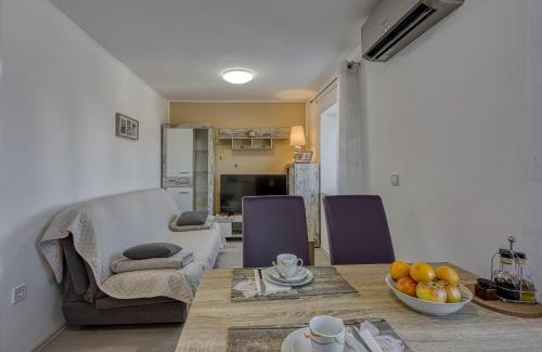 Funtana Apartment | Zea