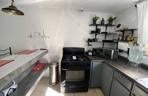 Costa de Oro Apartment | Zebra Studio - 1 double-bed, kitchen