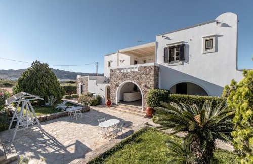 Plaka Apartment | Zefyros Studios